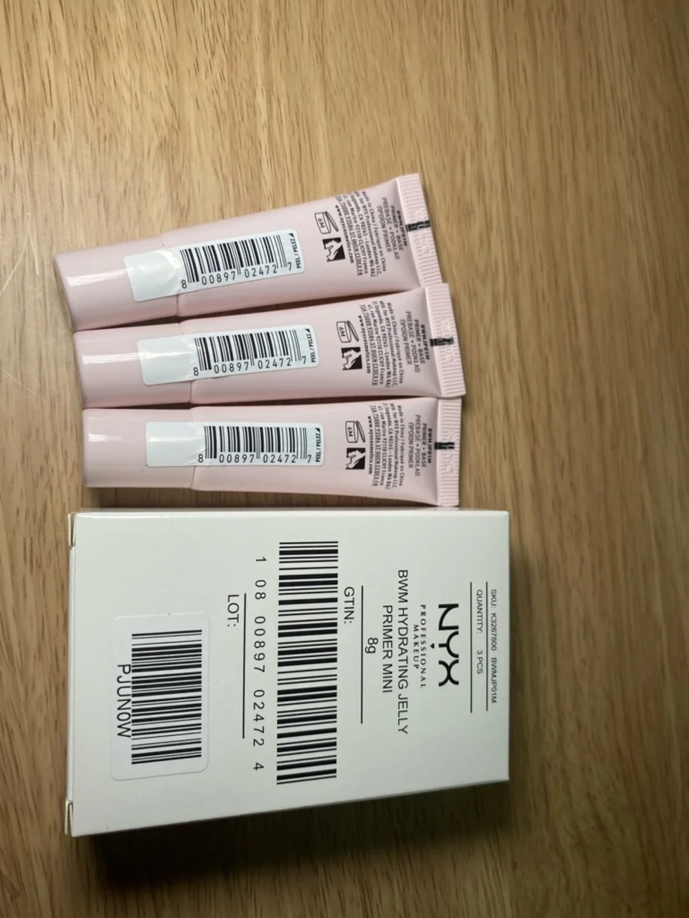 NYX liquid eyeliner and Primer Mini Product Duo in Brown and White Packaging